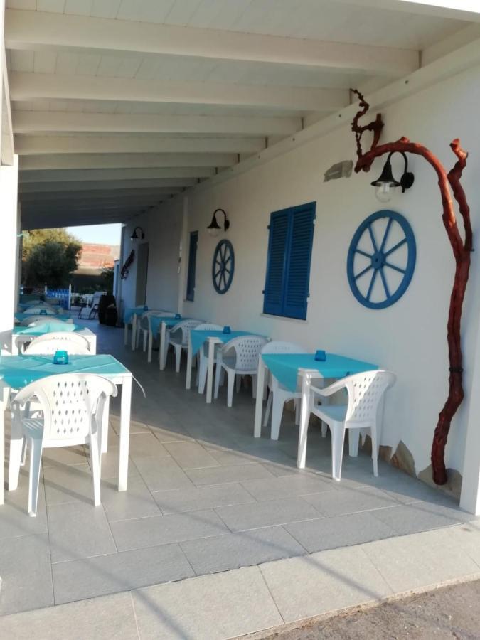 B&B And Home Restaurant La Casa Del Pescatore SantʼAnna Arresi Extérieur photo